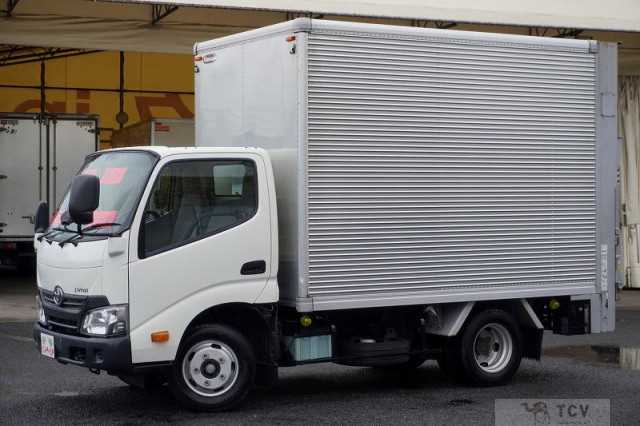 2018 Toyota Dyna Truck