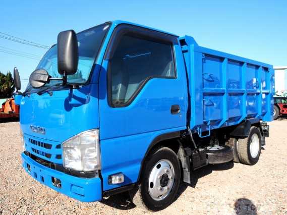 2017 Isuzu Elf Truck