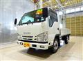 2017 Isuzu Elf Truck