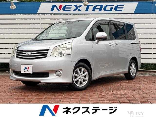 2011 Toyota Noah