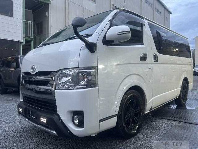 2015 Toyota Regiusace Van