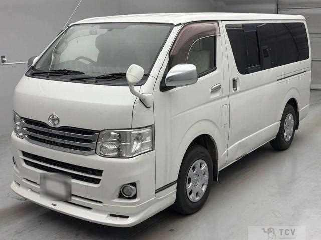 2011 Toyota Regiusace Van