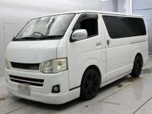 2010 Toyota Regiusace Van