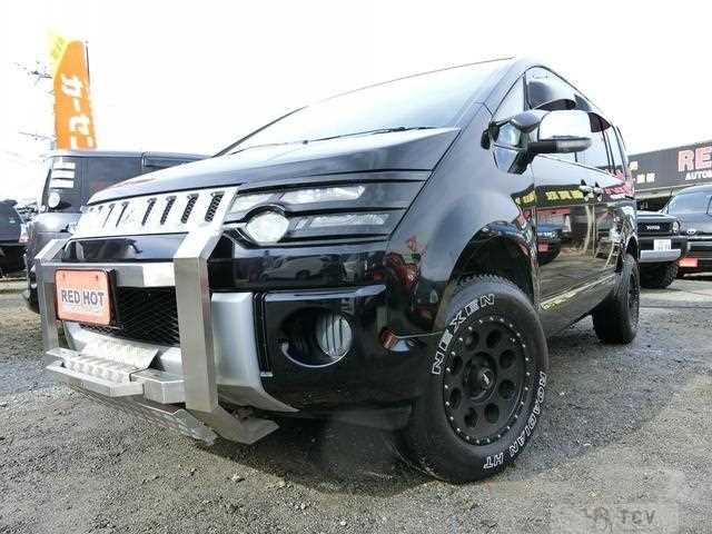 2010 Mitsubishi Delica D5