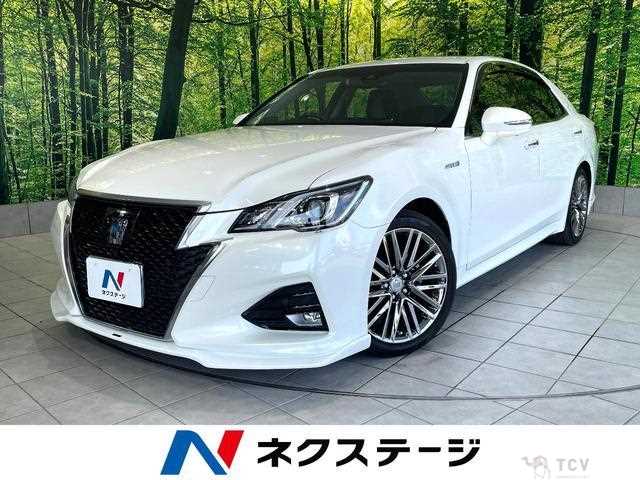 2017 Toyota Crown Hybrid