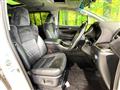 2015 Toyota Alphard Hybrid