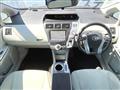 2011 Toyota PRIUS α