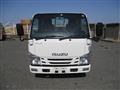2016 Isuzu Elf Truck