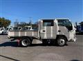 2020 Isuzu Elf Truck