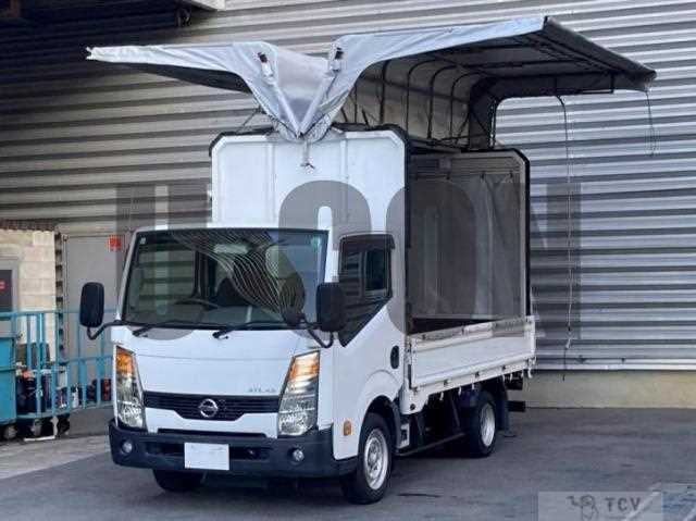 2012 Nissan Atlas