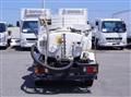 2017 Isuzu Elf Truck