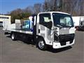 2025 Isuzu Elf Truck