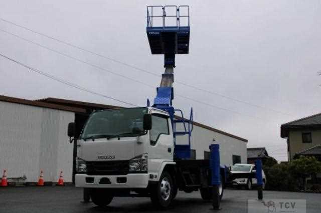 2016 Isuzu Elf Truck