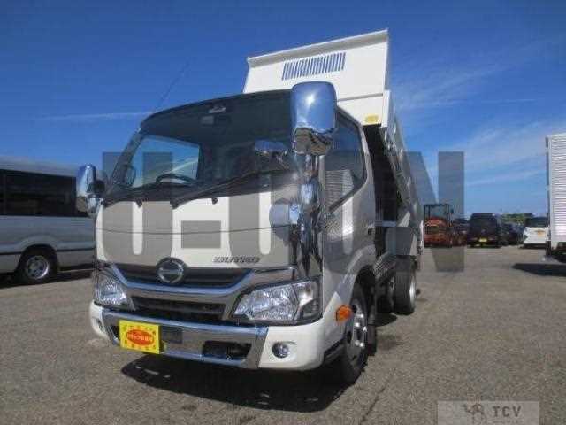 2017 Hino Dutro