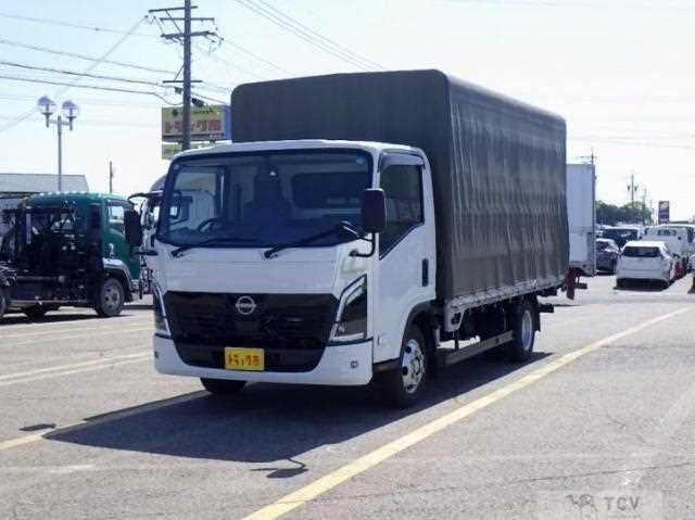 2025 Nissan Atlas
