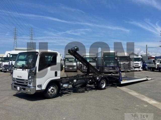 2021 Isuzu Elf Truck