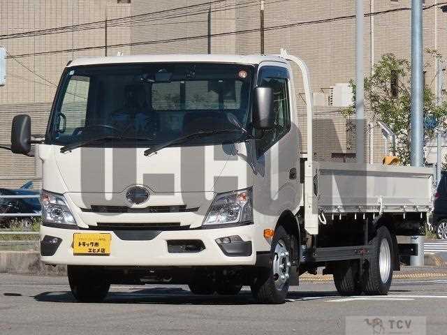 2026 Hino Dutro
