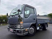 2017 Isuzu Elf Truck