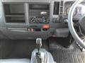 2020 Isuzu Elf Truck