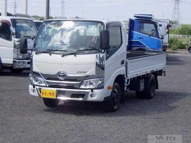 2022 Toyota Dyna Truck