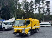 2020 Isuzu Elf Truck