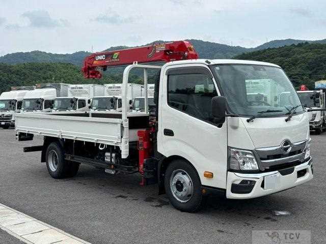 2026 Hino Dutro