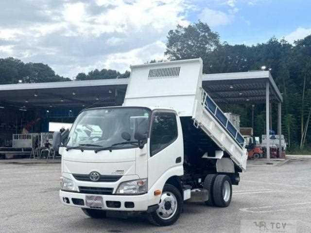 2015 Toyota Dyna Truck