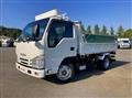 2020 Isuzu Elf Truck