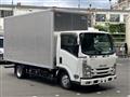 2020 Isuzu Elf Truck