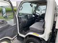 2016 Isuzu Elf Truck
