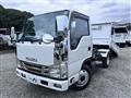 2017 Isuzu Elf Truck