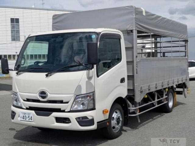 2025 Hino Dutro