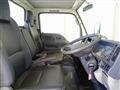 2017 Isuzu Elf Truck