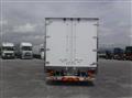 2025 Mitsubishi Fuso Fighter