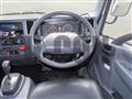 2013 Isuzu Elf Truck