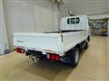 2020 Isuzu Elf Truck
