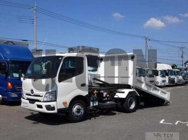 2026 Hino Dutro
