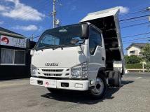 2020 Isuzu Elf Truck