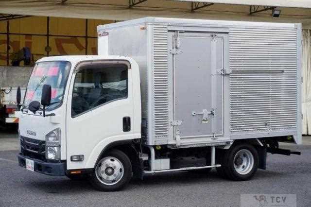 2017 Isuzu Elf Truck