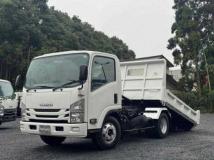 2017 Isuzu Elf Truck