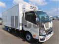 2025 Hino Dutro
