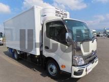2025 Hino Dutro