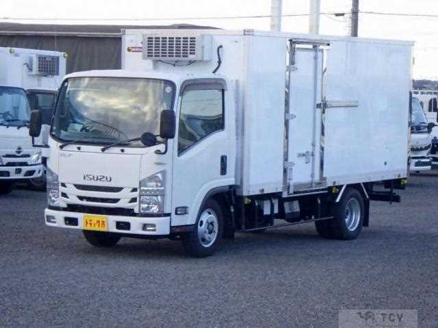 2017 Isuzu Elf Truck