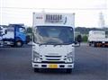 2017 Isuzu Elf Truck