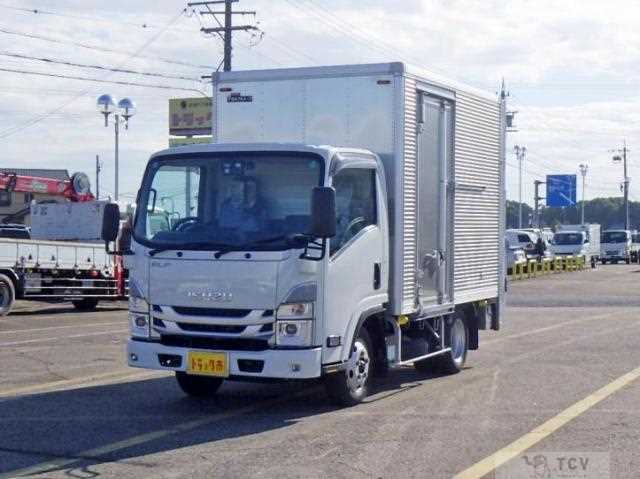 2023 Isuzu Elf Truck