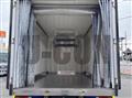 2020 Isuzu Elf Truck