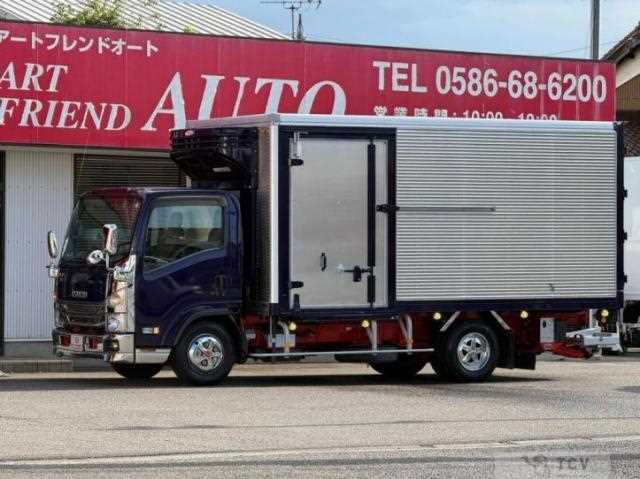 2020 Isuzu Elf Truck
