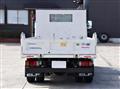 2016 Isuzu Elf Truck