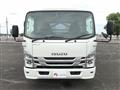2023 Isuzu Elf Truck