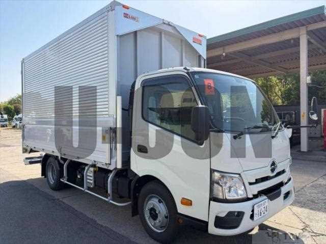 2026 Hino Dutro
